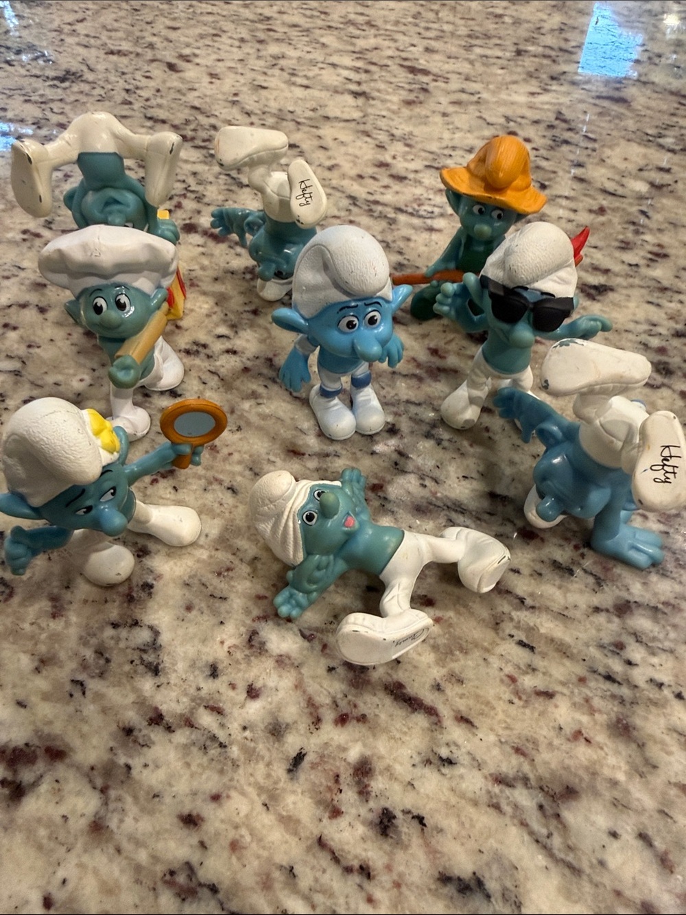 Peyo for McDonald’s (2013)Blue Smurf Figurine Toy Set - 9 (2 Hefties)